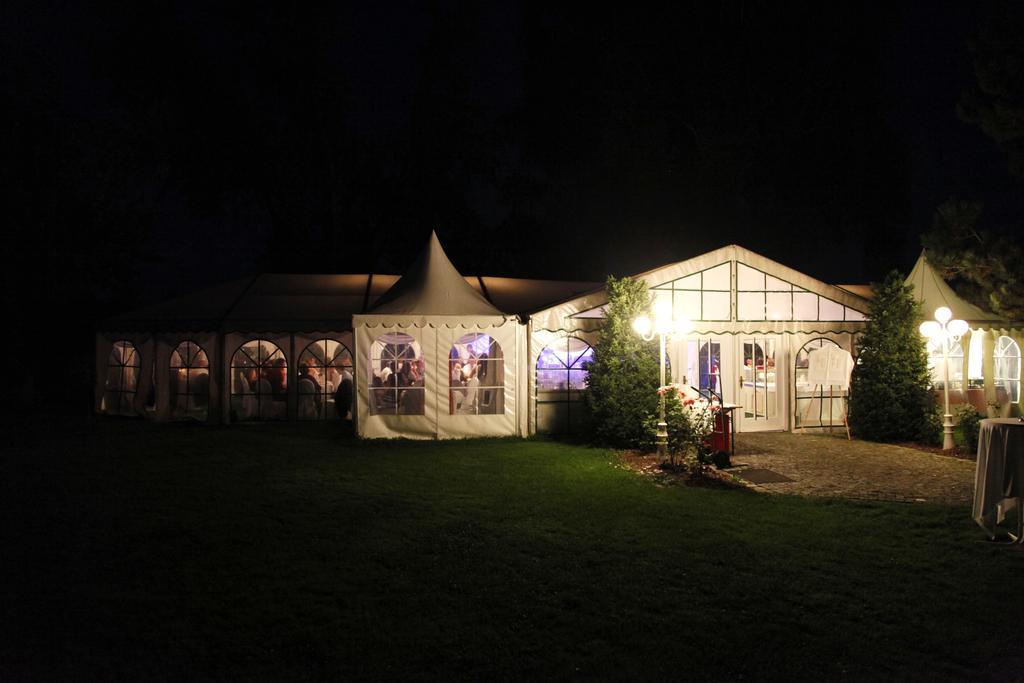 Gut Altholz Landhotel Und Restaurant Hutter Plattling Εξωτερικό φωτογραφία